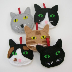 Cat ornaments for Christmas at the madeleine marketplace